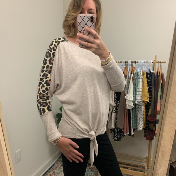 Leopard Sleeve Top - Picture 1 of 2